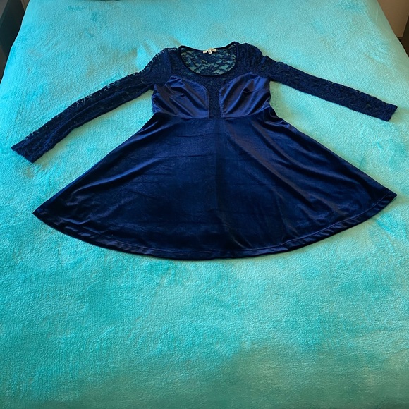 Navy Blue Long Sleeve Velvet like Dress - Picture 2 of 14